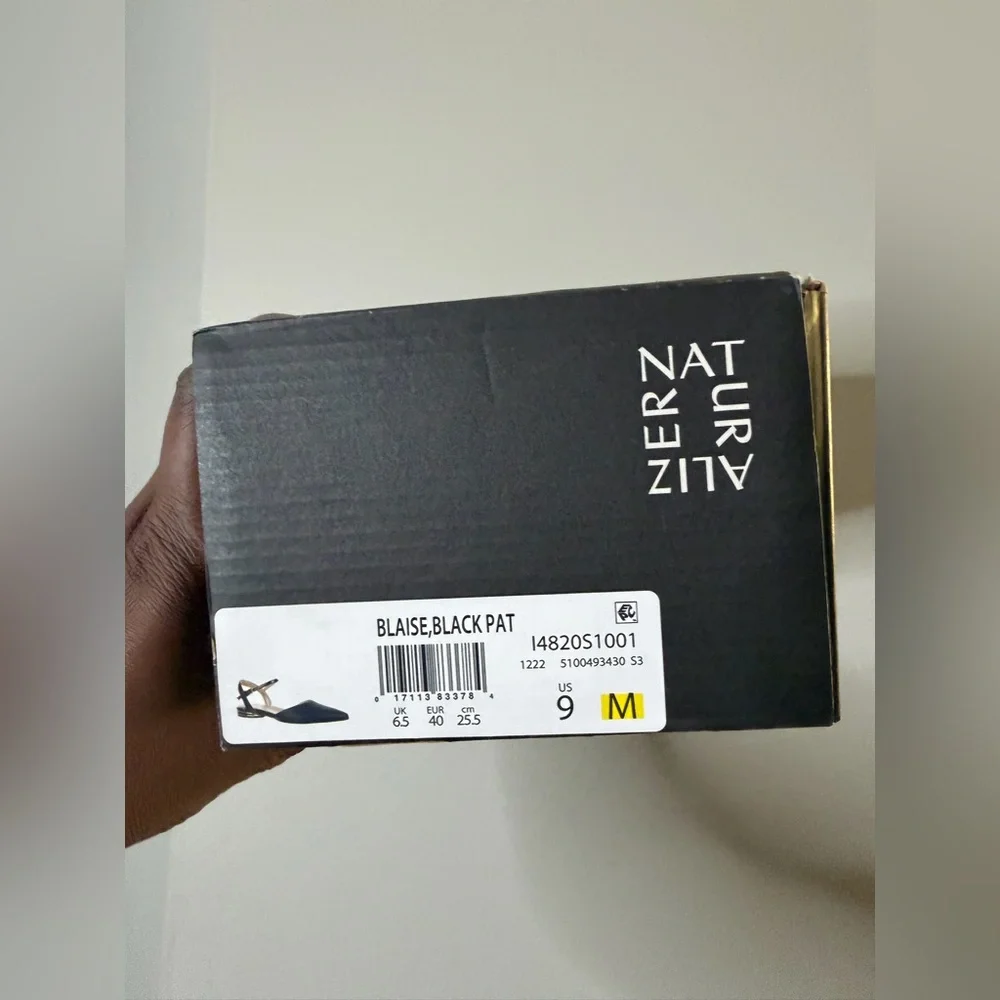 Naturalizer Black Strappy Heels Size 9 (has damage) dirty will clean b4 ship - Picture 10 of 11